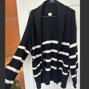 New black and white striped sweater! Size Small